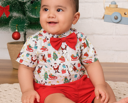 Julset pojke med fluga